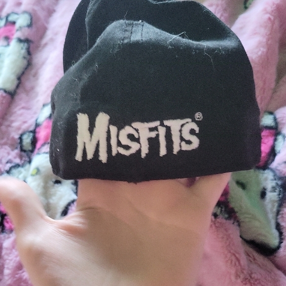 Misfits Hat - Picture 4 of 5